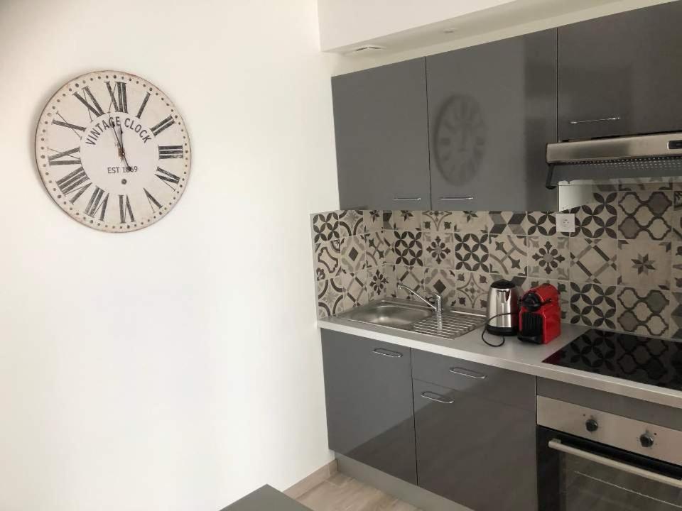 Appartement Atelier Dans Vieux Blois Bagian luar foto