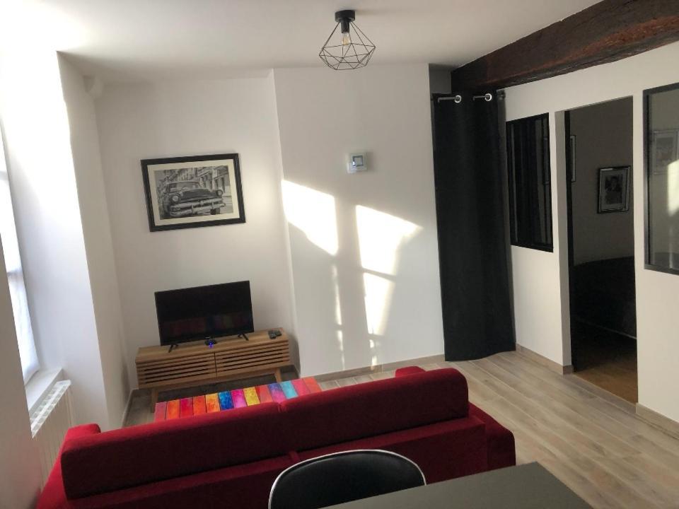 Appartement Atelier Dans Vieux Blois Bagian luar foto